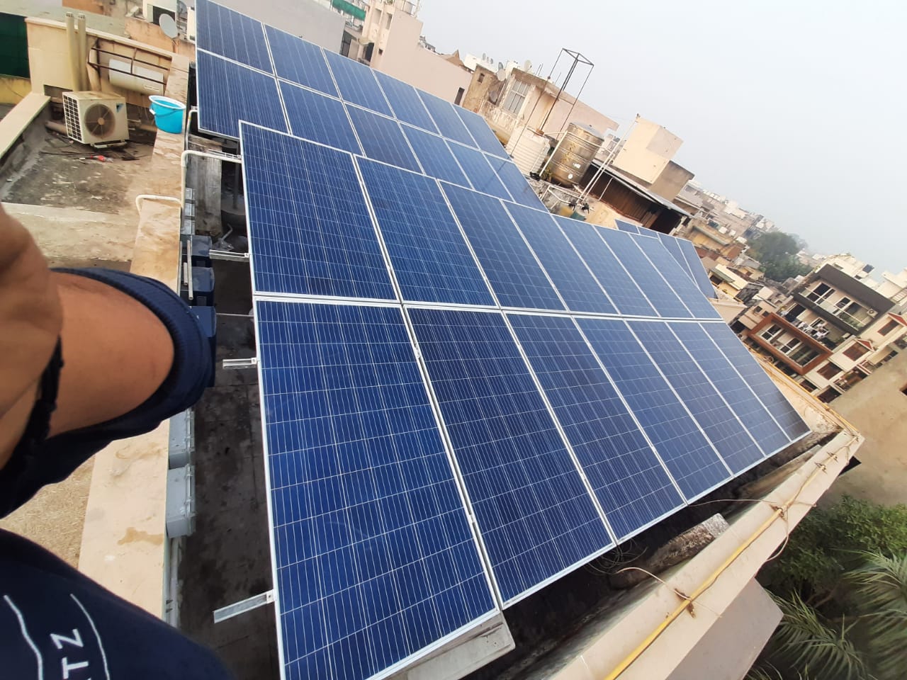 15kw ishit thakur pitampura new delhi